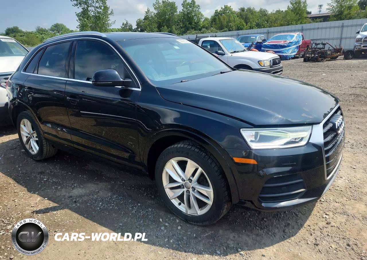 2016 Audi Q3 Premium Plus VIN:WA1EFCFS5GR014068 - 4