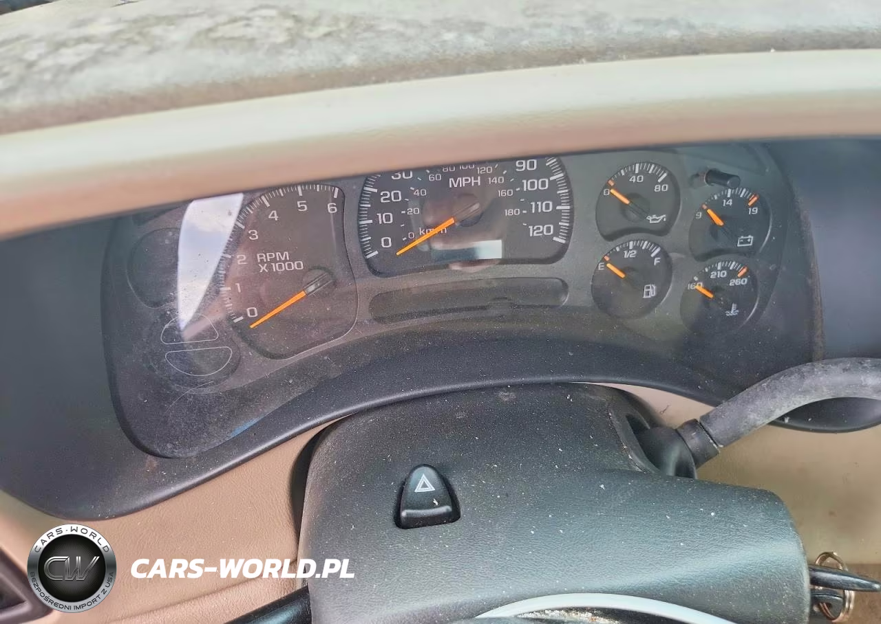 2005 Chevrolet Silverado C1500 VIN:2GCEC19V251316285 - 9