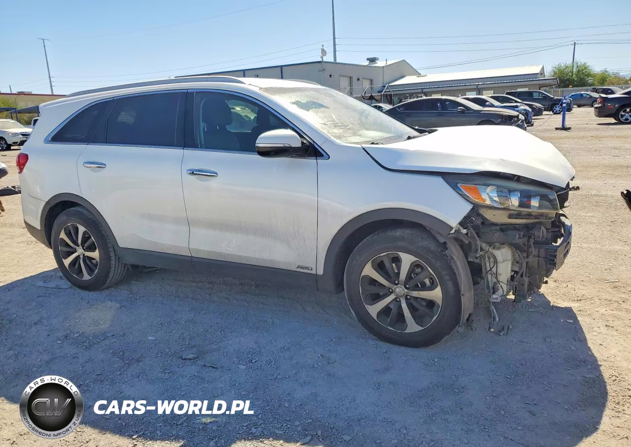 2017 Kia Sorento Ex VIN:5XYPHDA12HG268690 - 4