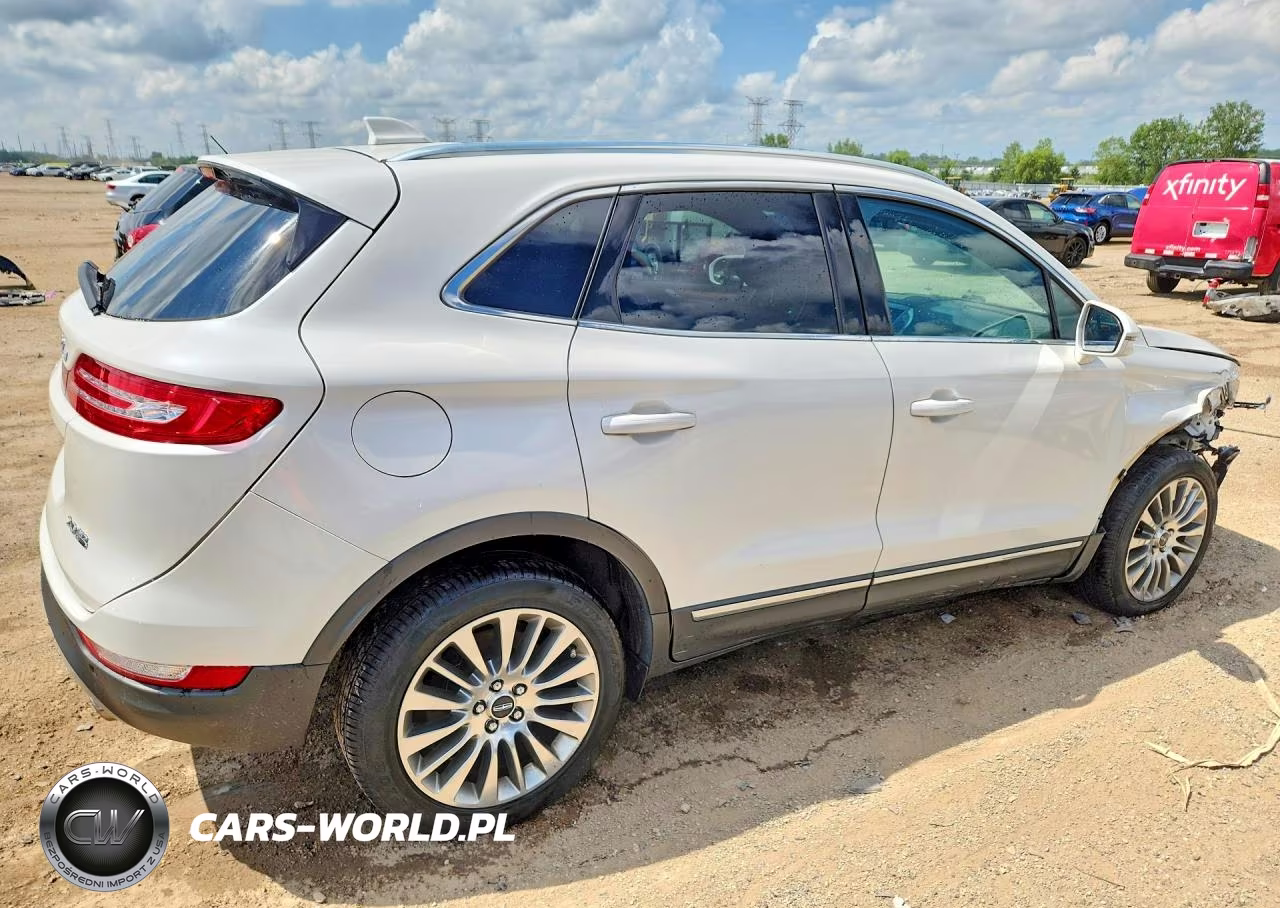2015 Lincoln Mkc VIN:5LMCJ2A99FUJ44563 - 3