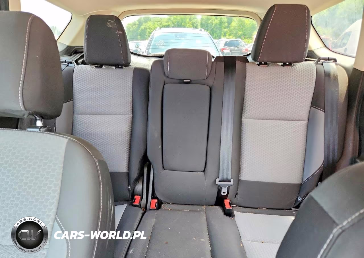 2017 Ford Escape Se VIN:1FMCU9GDXHUC46455 - 10