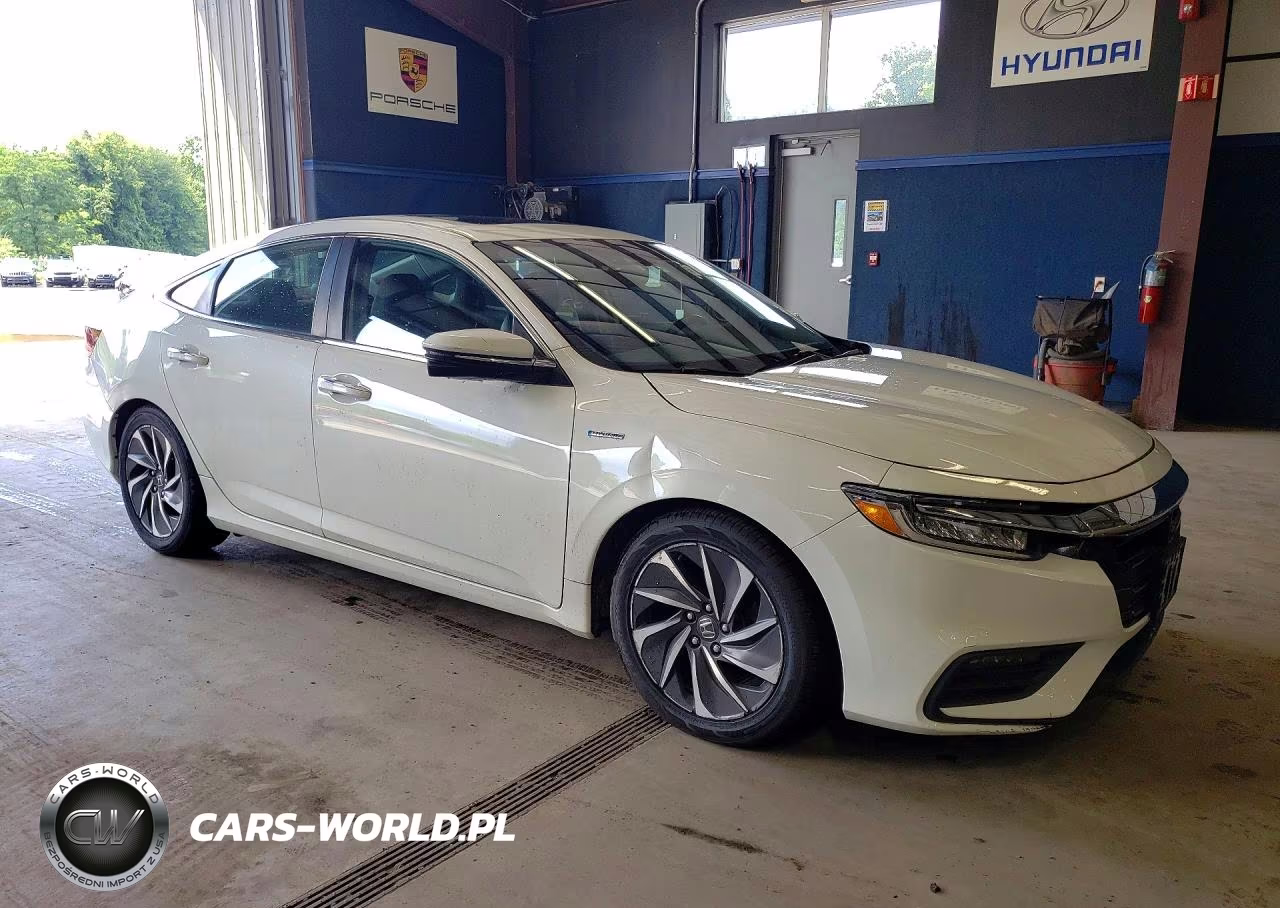 2019 Honda Insight Touring VIN:19XZE4F96KE008961 - 4