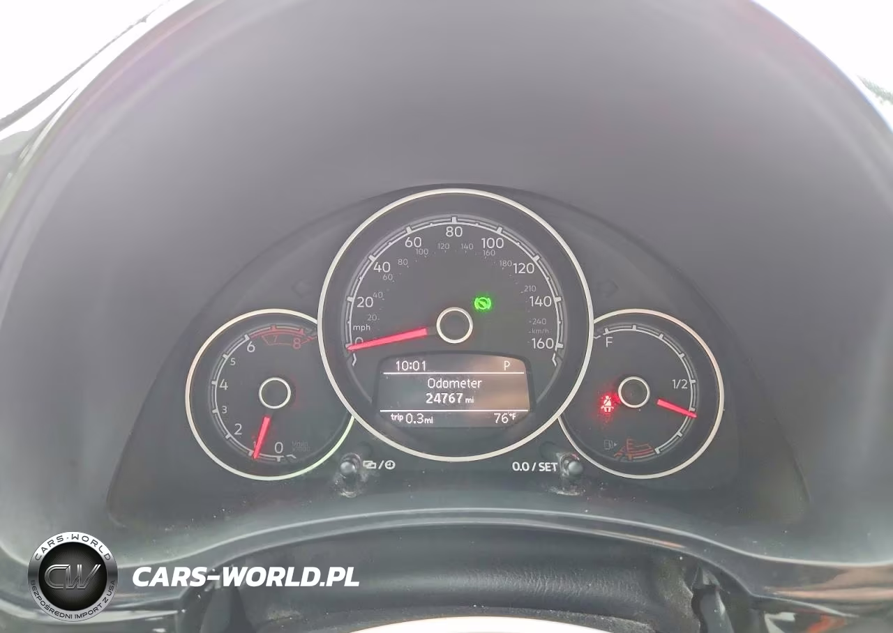 2018 Volkswagen Beetle S VIN:3VWFD7AT4JM711468 - 9