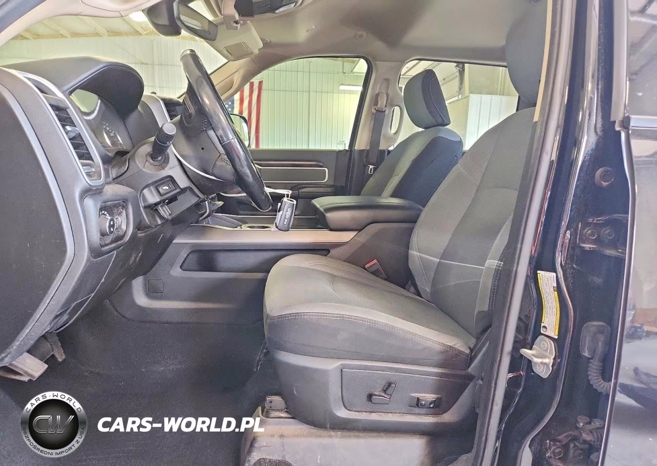 2019 Ram 2500 Big Horn VIN:3C6UR5DJ6KG699969 - 7