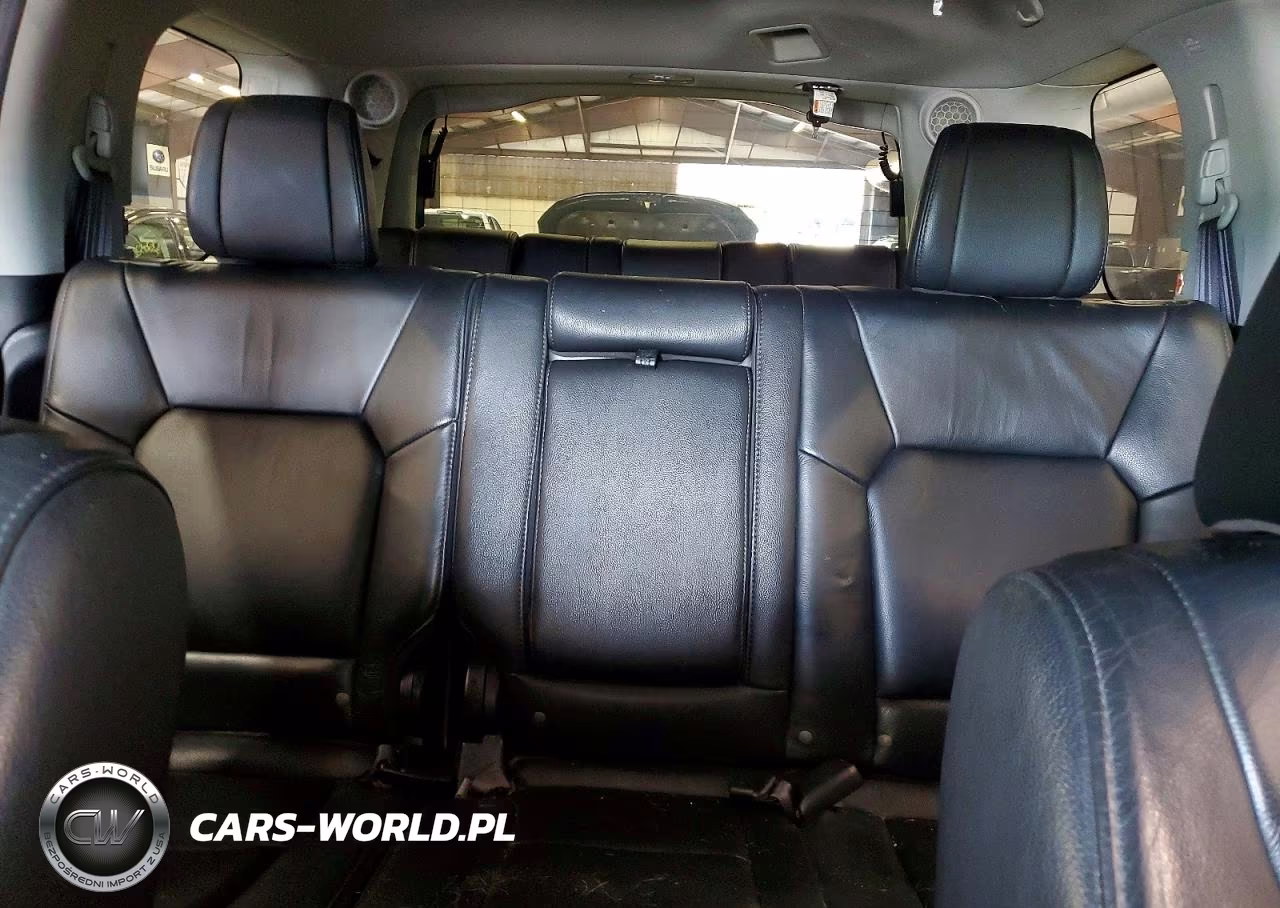 2012 Honda Pilot Touring VIN:5FNYF4H93CB038629 - 10