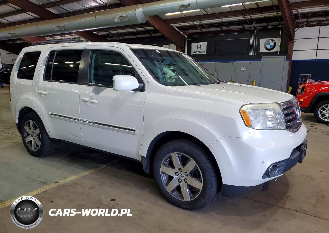 2012 Honda Pilot Touring VIN:5FNYF4H93CB038629 - 4