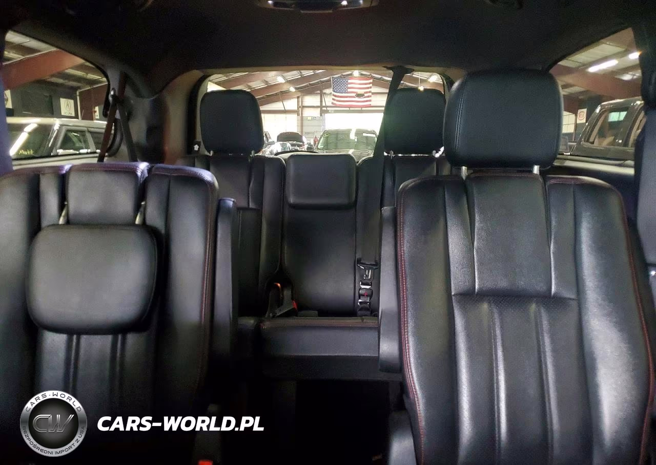 2018 Dodge Grand Caravan Gt VIN:2C4RDGEG2JR283924 - 10
