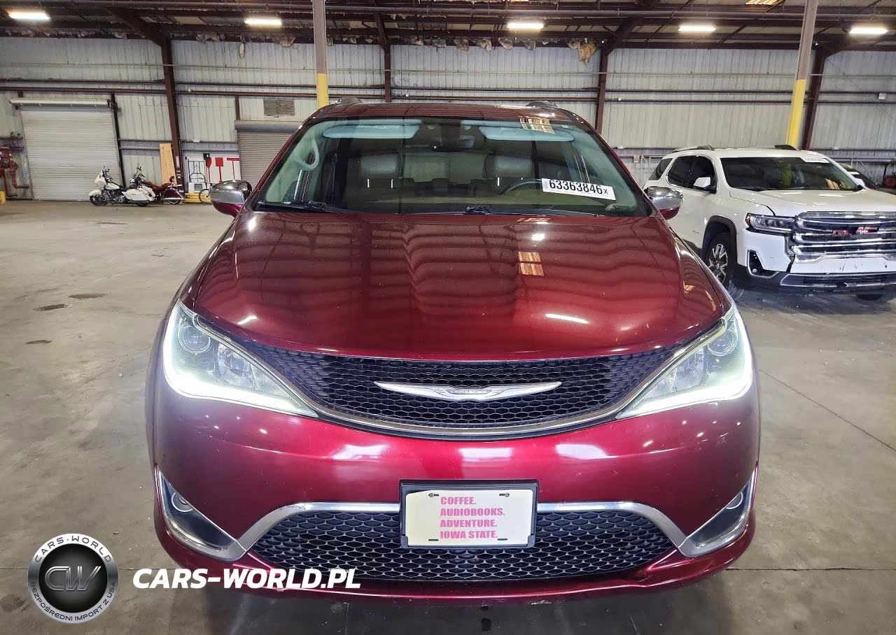 2018 Chrysler Pacifica Limited VIN:2C4RC1GG4JR186706 - 5