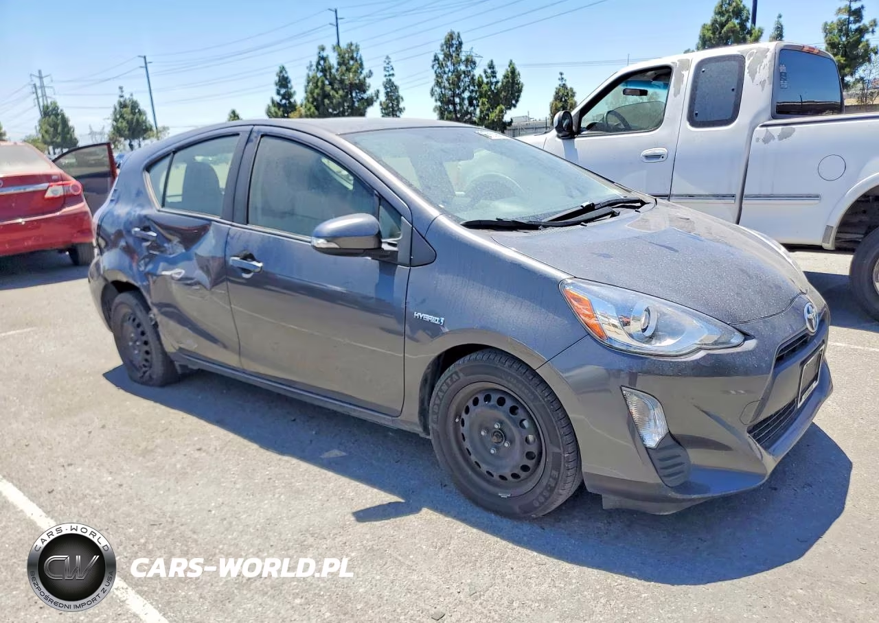 2016 Toyota Prius C One VIN:JTDKDTB32G1139931 - 4