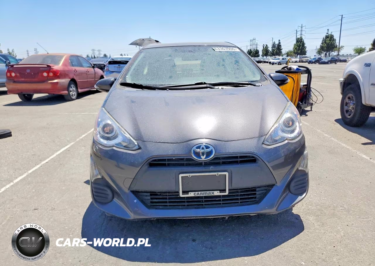 2016 Toyota Prius C One VIN:JTDKDTB32G1139931 - 5