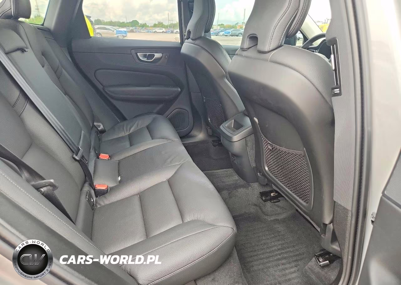 2025 Volvo Xc60 Plus VIN:YV4M12RC0S1086685 - 11
