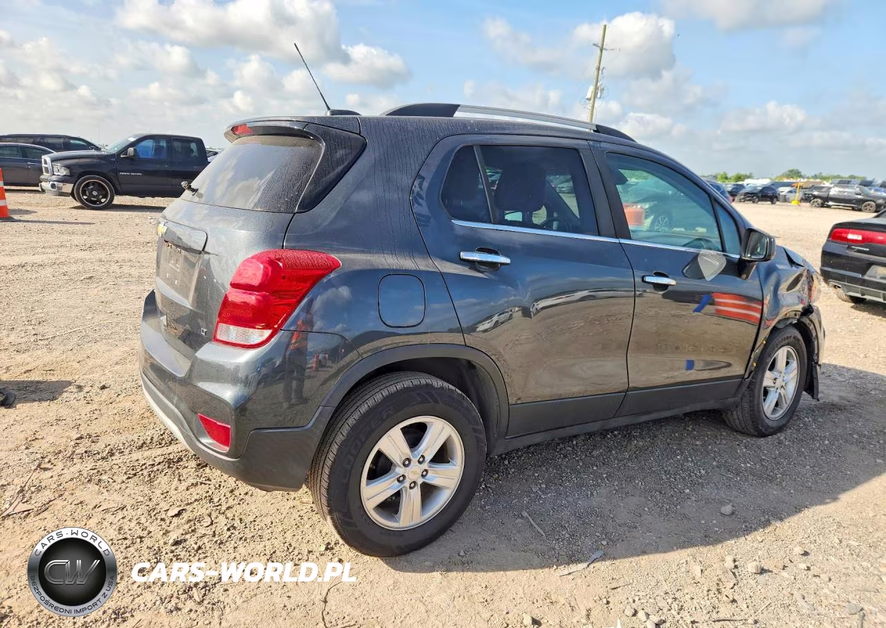 2018 Chevrolet Trax 1Lt VIN:KL7CJLSB8JB615022 - 3