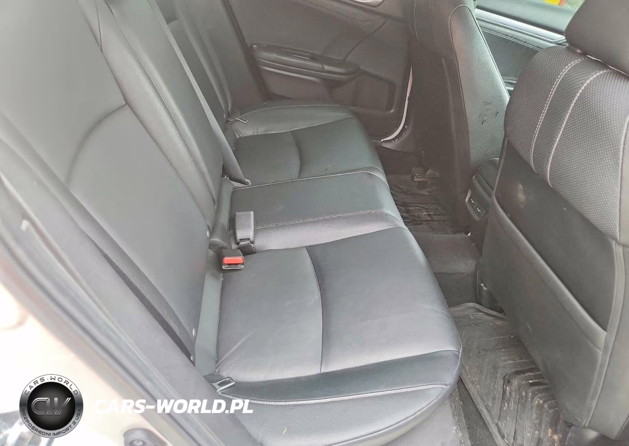 2018 Honda Civic Touring VIN:JHMFC1F92JX034073 - 10