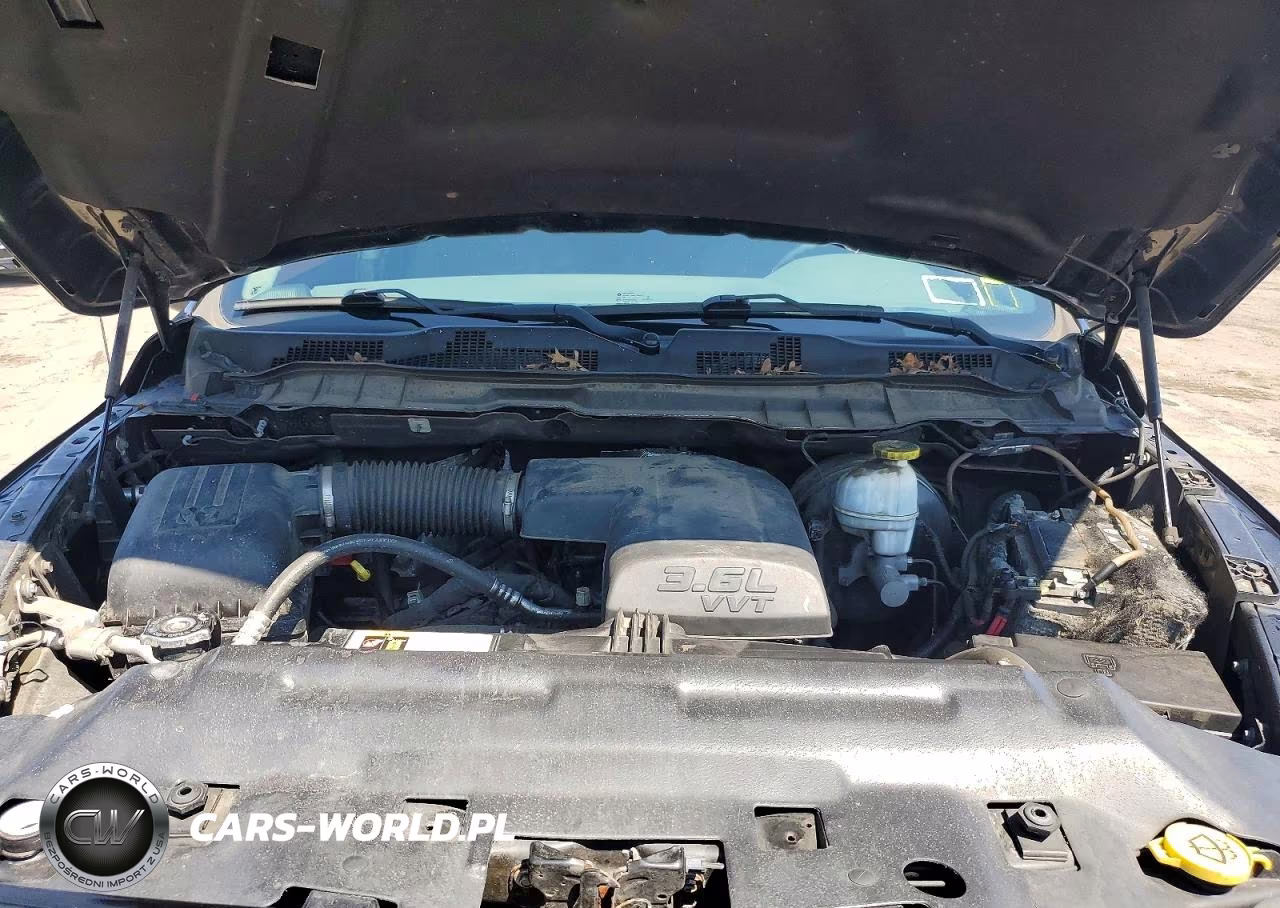 2018 Ram 1500 St VIN:1C6RR7FG9JS208403 - 11