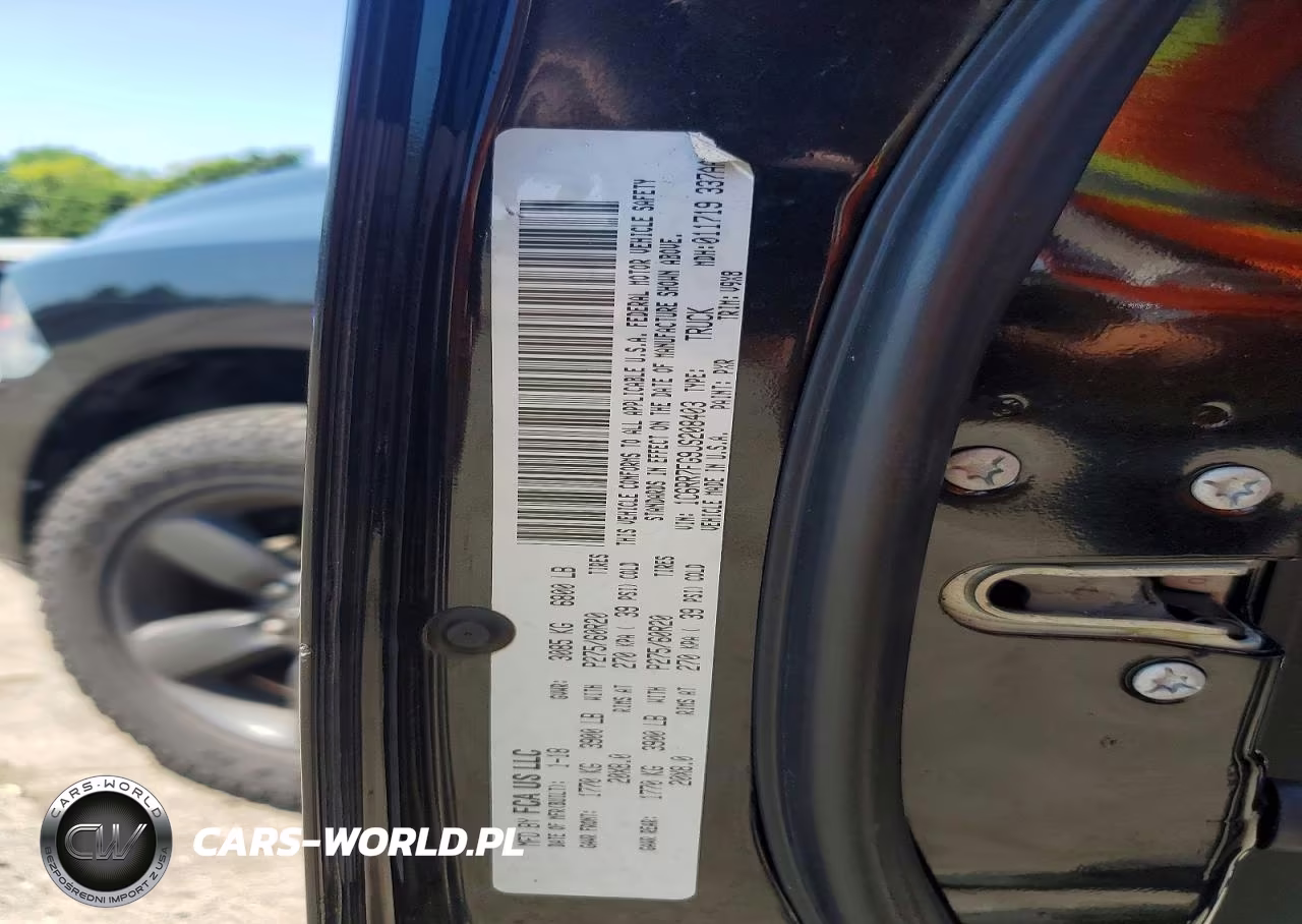 2018 Ram 1500 St VIN:1C6RR7FG9JS208403 - 12