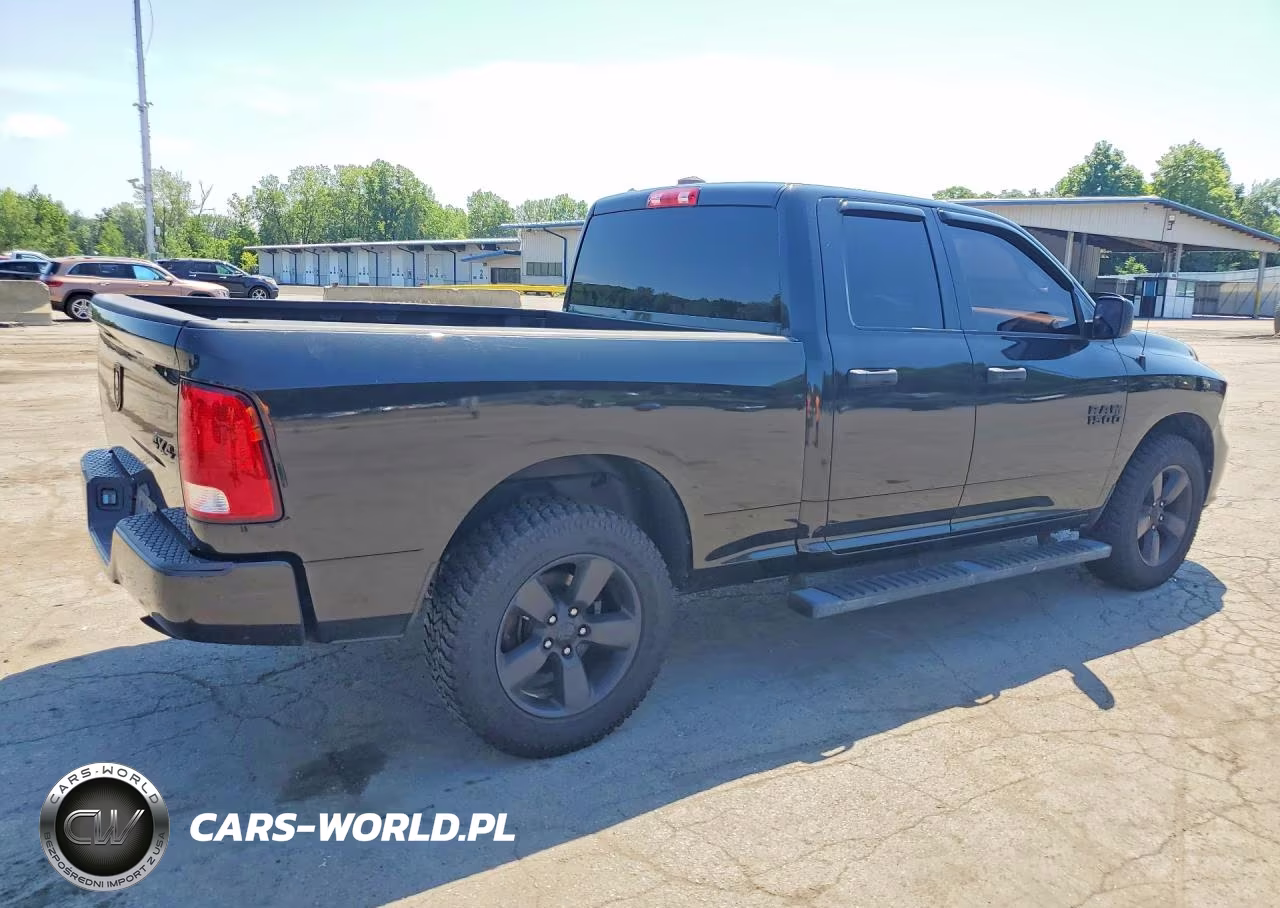 2018 Ram 1500 St VIN:1C6RR7FG9JS208403 - 3
