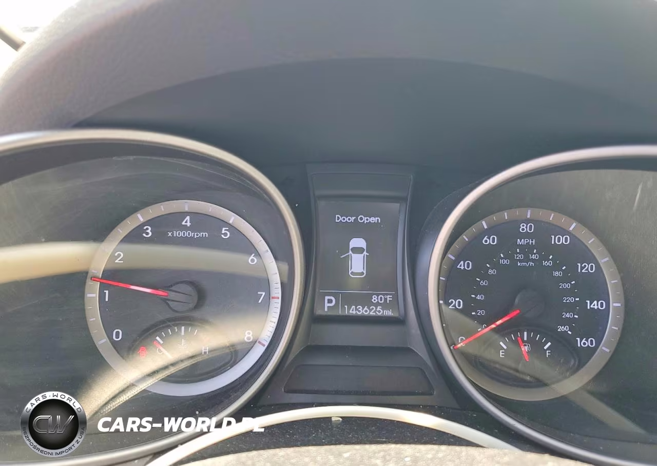 2016 Hyundai Santa Fe Se VIN:KM8SMDHF0GU145809 - 9