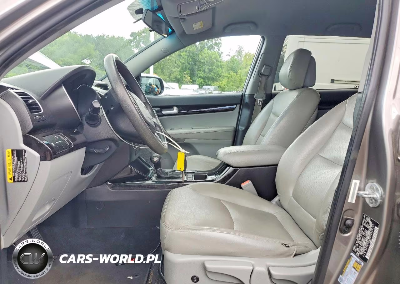 2015 Kia Sorento Lx VIN:5XYKTCA60FG636117 - 7