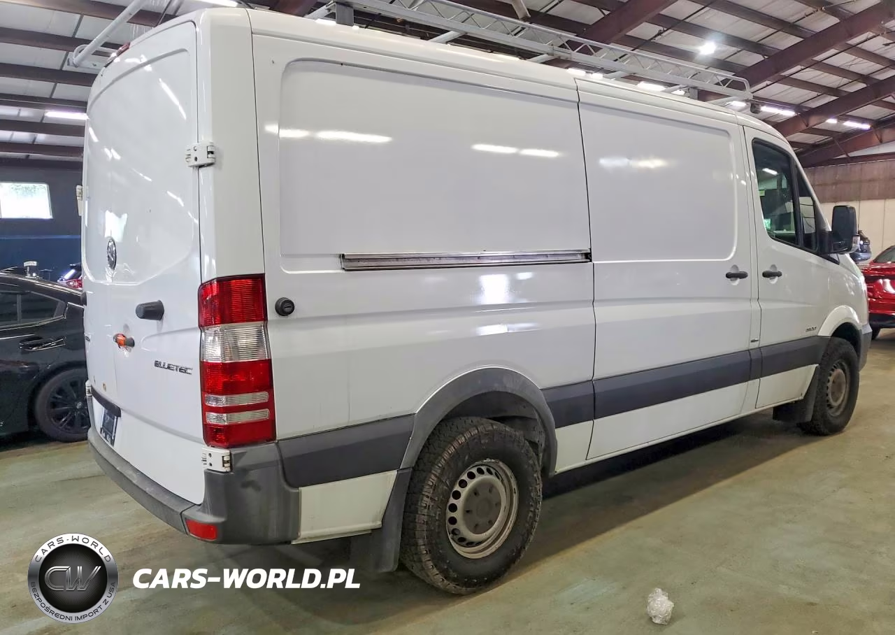 2014 Mercedes-Benz Sprinter 2500 VIN:WD3PE7CC2E5826075 - 3