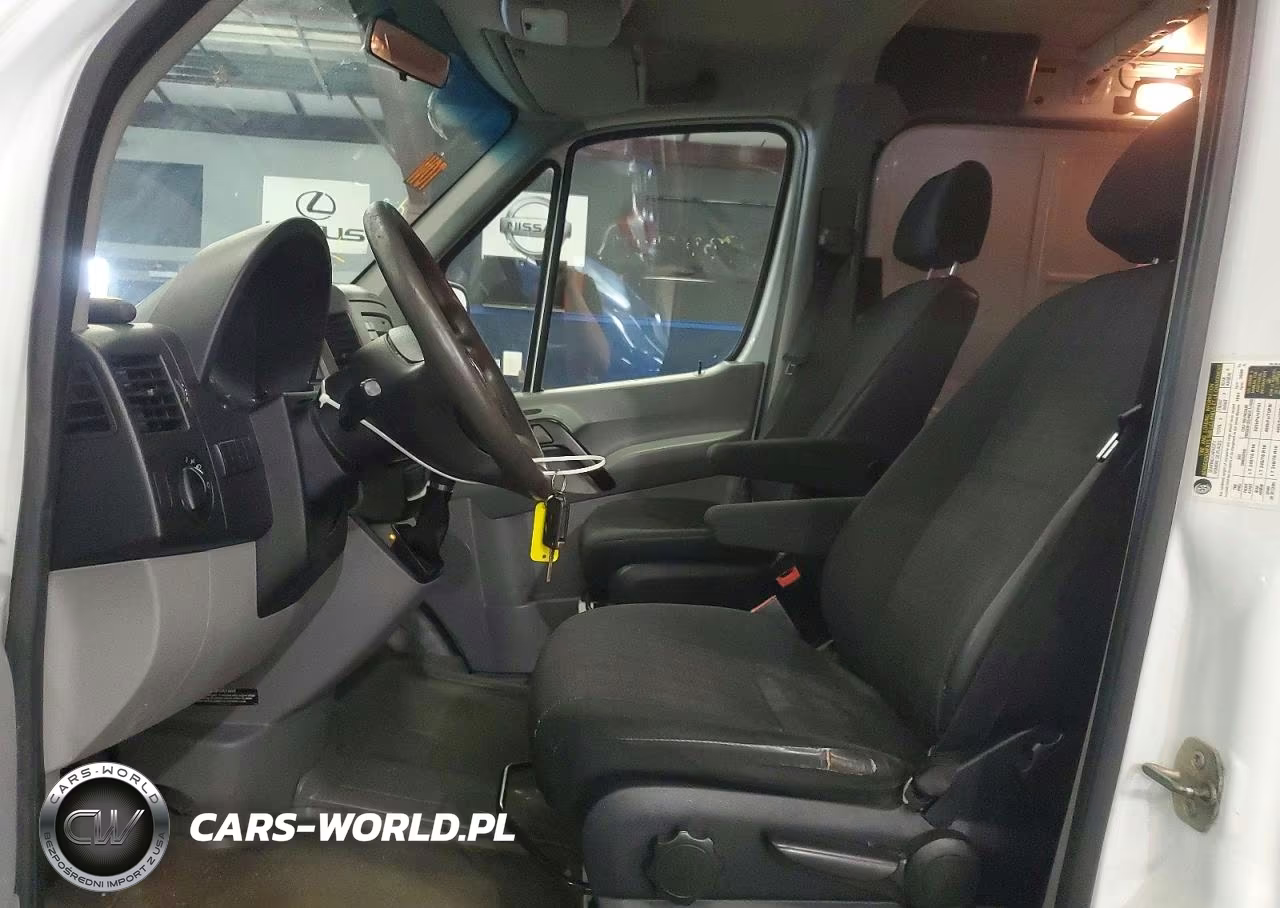 2014 Mercedes-Benz Sprinter 2500 VIN:WD3PE7CC2E5826075 - 7
