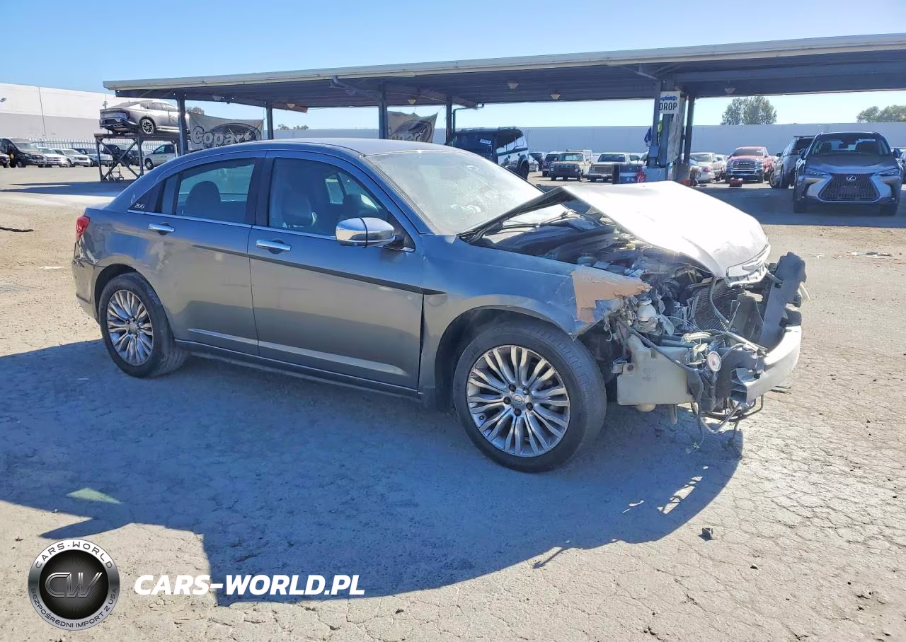 2011 Chrysler 200 Limited VIN:1C3BC2FB6BN582538 - 4