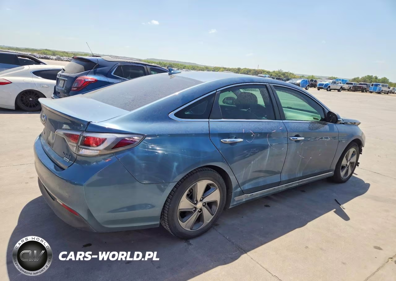 2016 Hyundai Sonata Hybrid Limited VIN:KMHE34L10GA020693 - 3