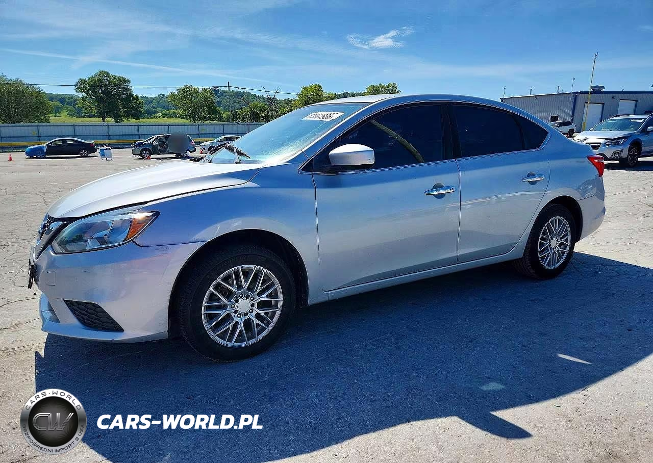 2017 Nissan Sentra S – zdjęcie 1 z 12