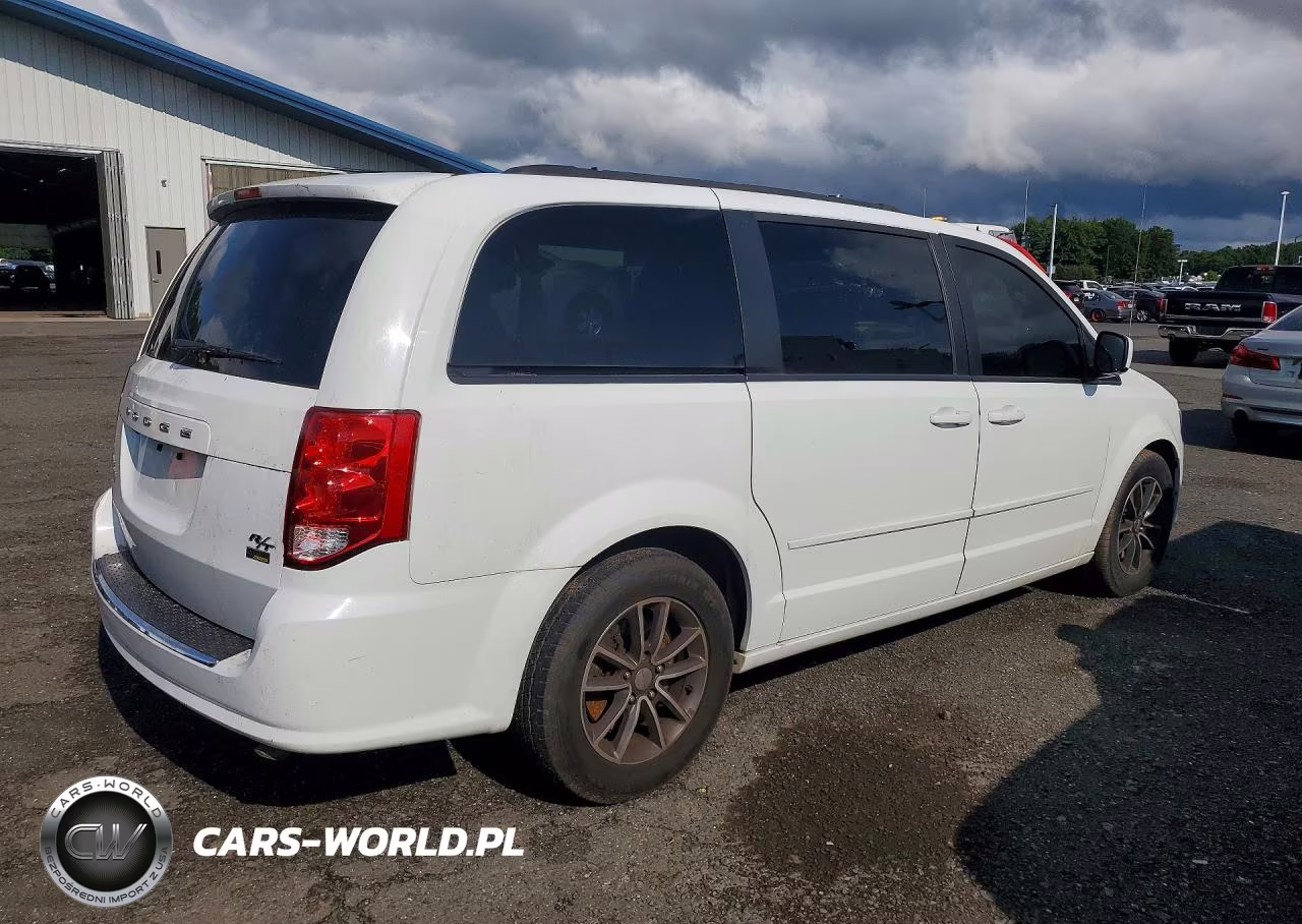 2016 Dodge Grand Caravan R-T VIN:2C4RDGEG9GR330164 - 3