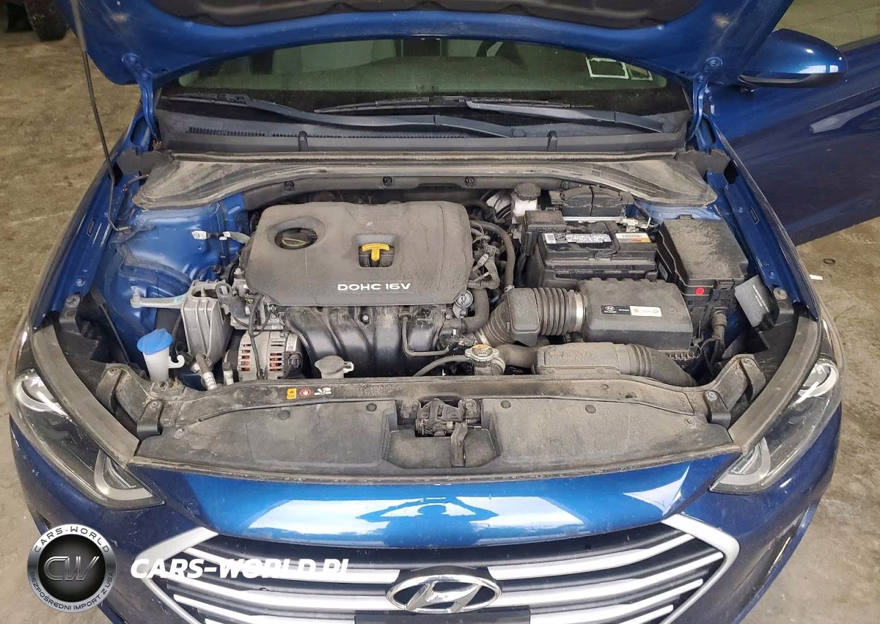 2018 Hyundai Elantra Value Edition VIN:5NPD84LFXJH360592 - 11