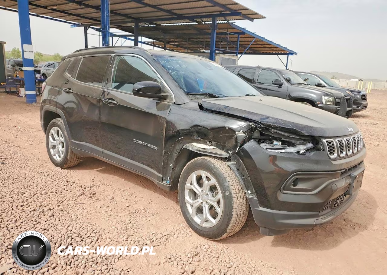 2024 Jeep Compass Latitude VIN:3C4NJDBN3RT109362 - 4