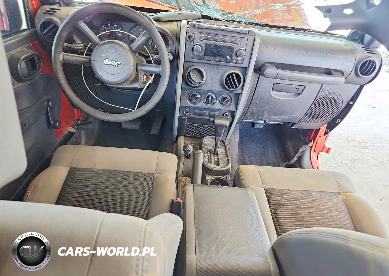 2009 Jeep Wrangler Unlimited X VIN:1J4GA39129L770876 - 8