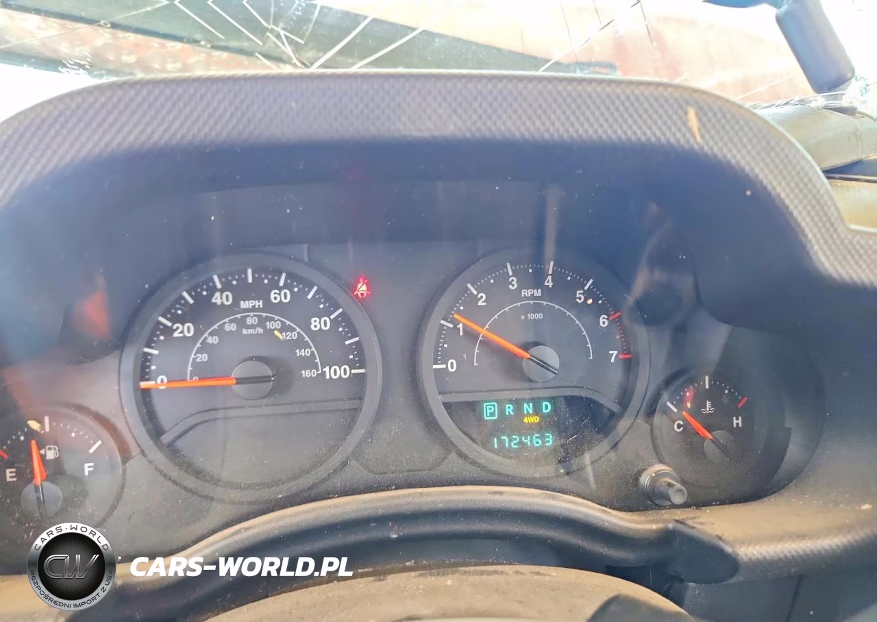 2009 Jeep Wrangler Unlimited X VIN:1J4GA39129L770876 - 9