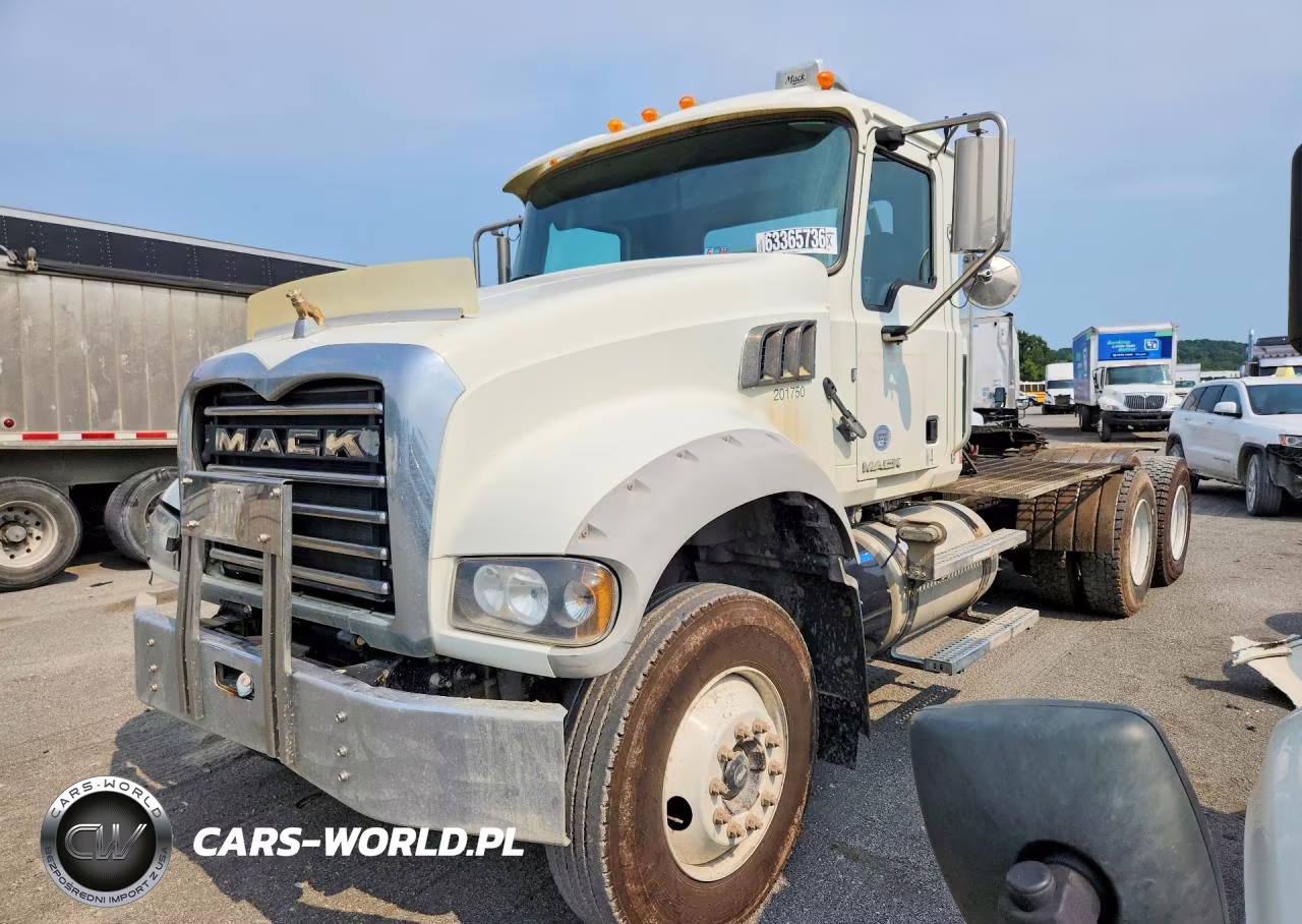 2017 Mack Gu713 Semi Truck – zdjęcie 1 z 13