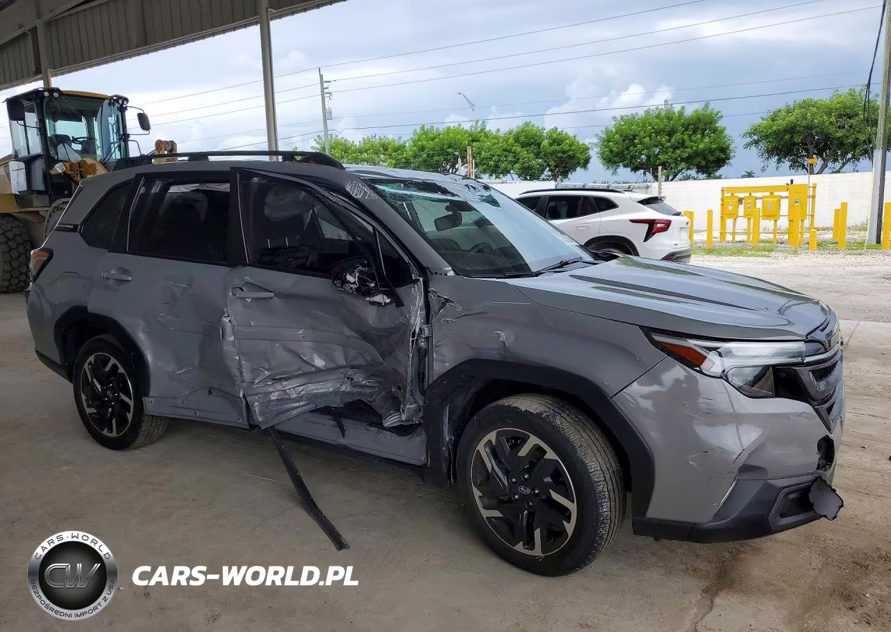 2025 Subaru Forester Limited VIN:JF2SLDRC5SH456022 - 4