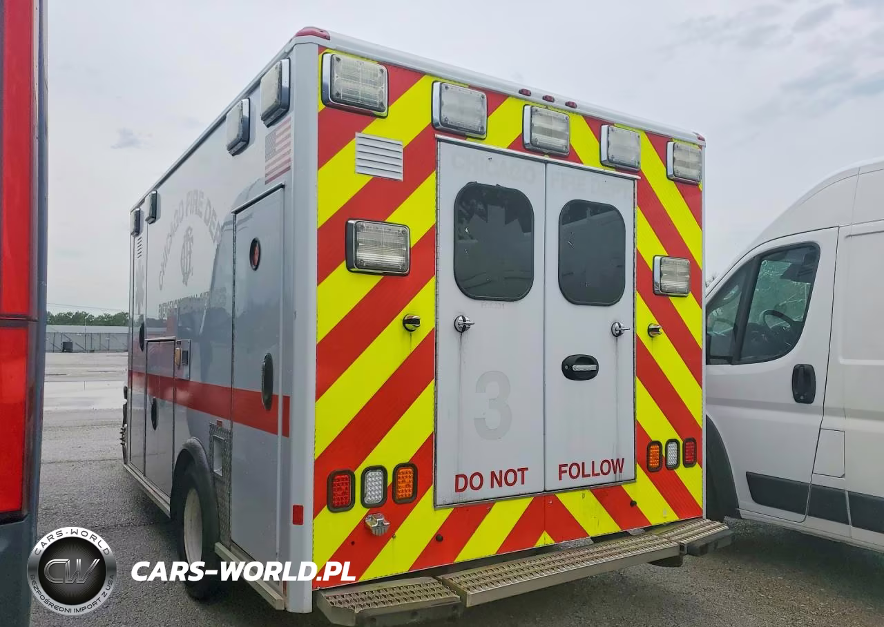 2017 Ford Econoline E450 Sd Ambulance VIN:1FDXE4FS4HDC32407 - 2