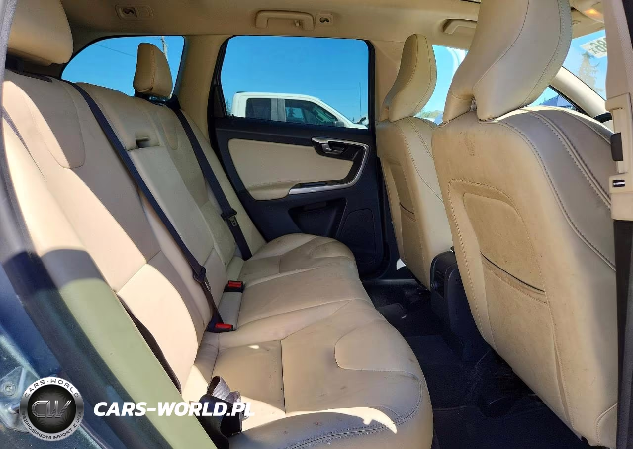 2017 Volvo Xc60 T6 Dynamic VIN:YV449MRR4H2226183 - 11