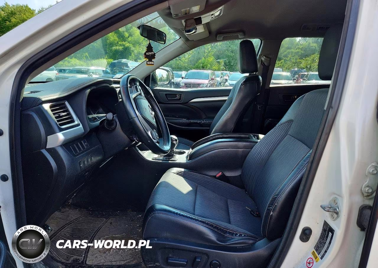 2015 Toyota Highlander Le Plus VIN:5TDBKRFH5FS114795 - 7