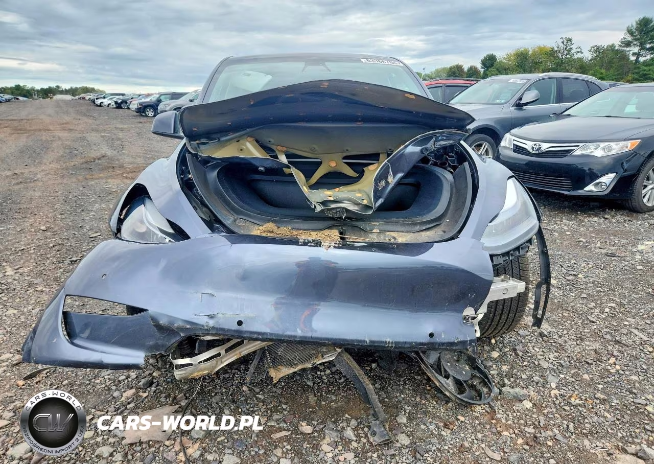 2021 Tesla Model Y VIN:5YJYGDEF7MF264083 - 5