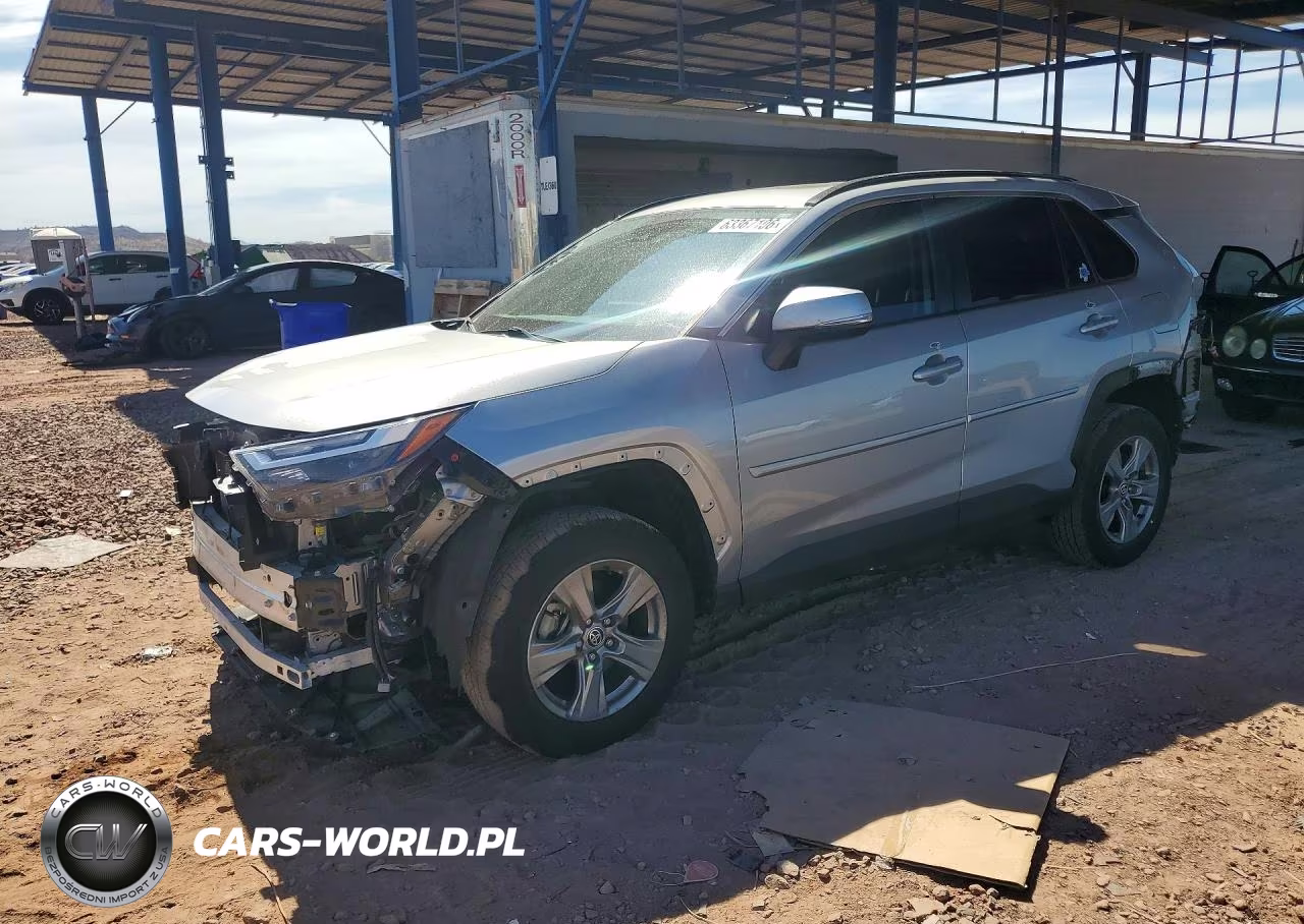 2024 Toyota Rav4 Xle – zdjęcie 1 z 14
