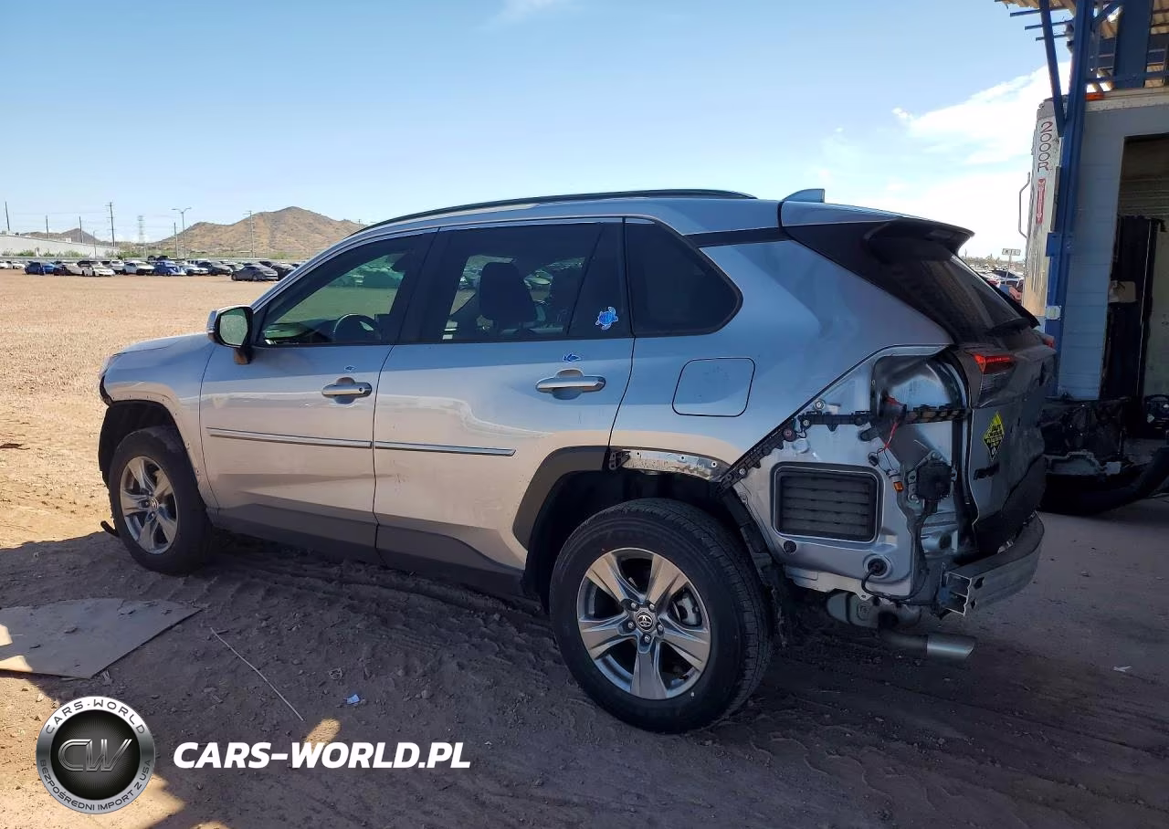 2024 Toyota Rav4 Xle VIN:JTMW1RFV4RD125409 - 2