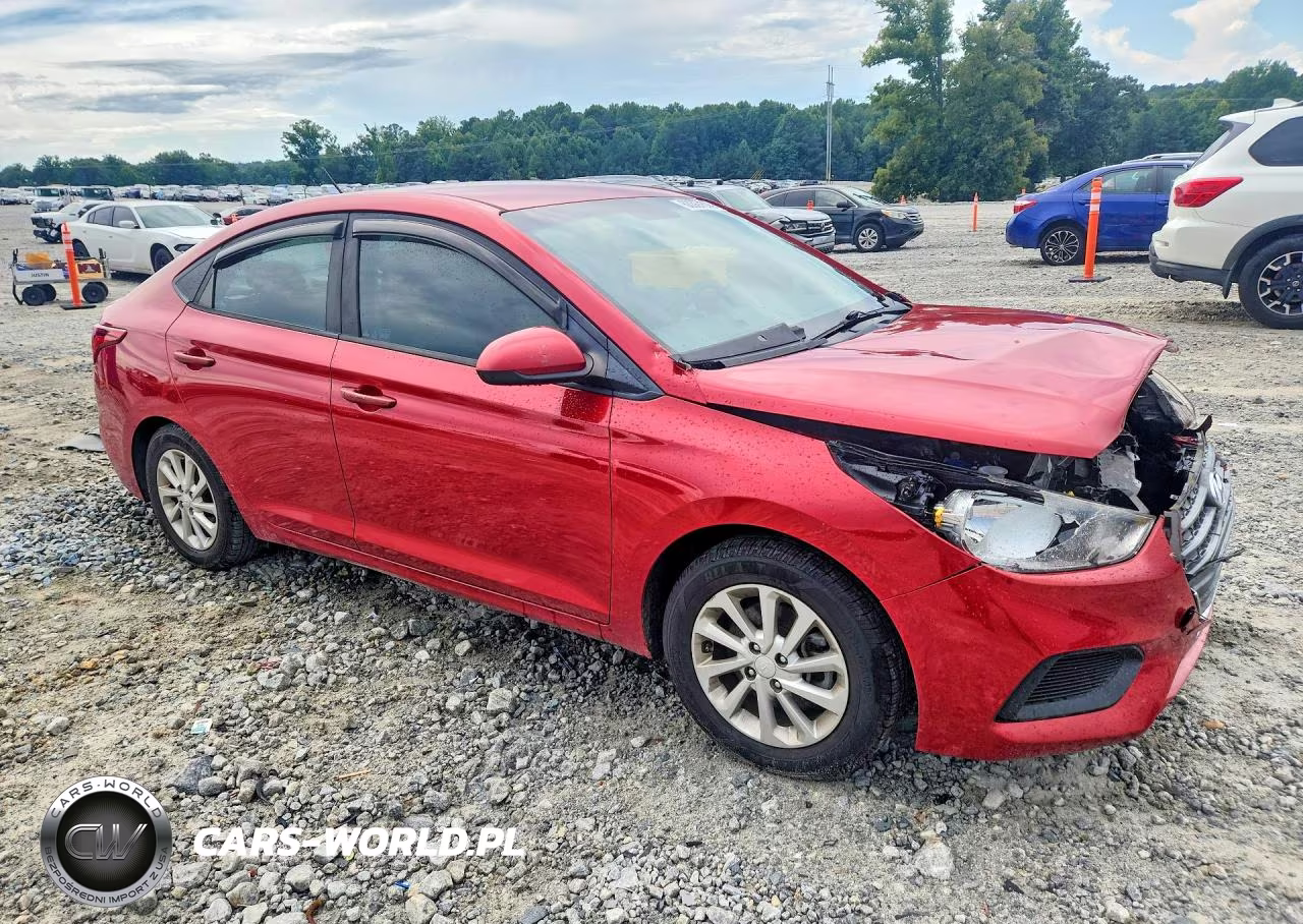 2018 Hyundai Accent Sel VIN:3KPC24A38JE004796 - 4