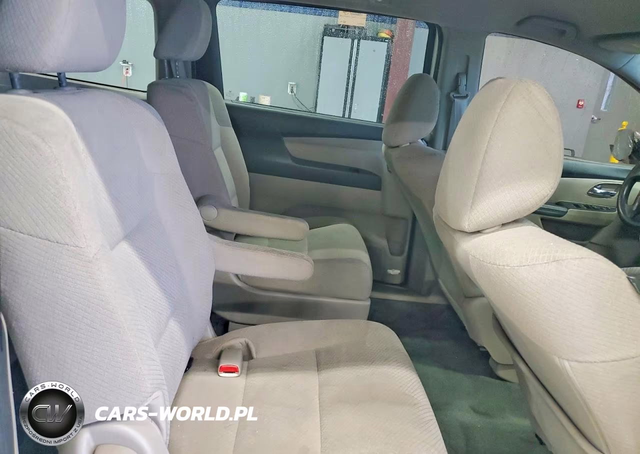2015 Honda Odyssey Lx VIN:5FNRL5H24FB111078 - 11