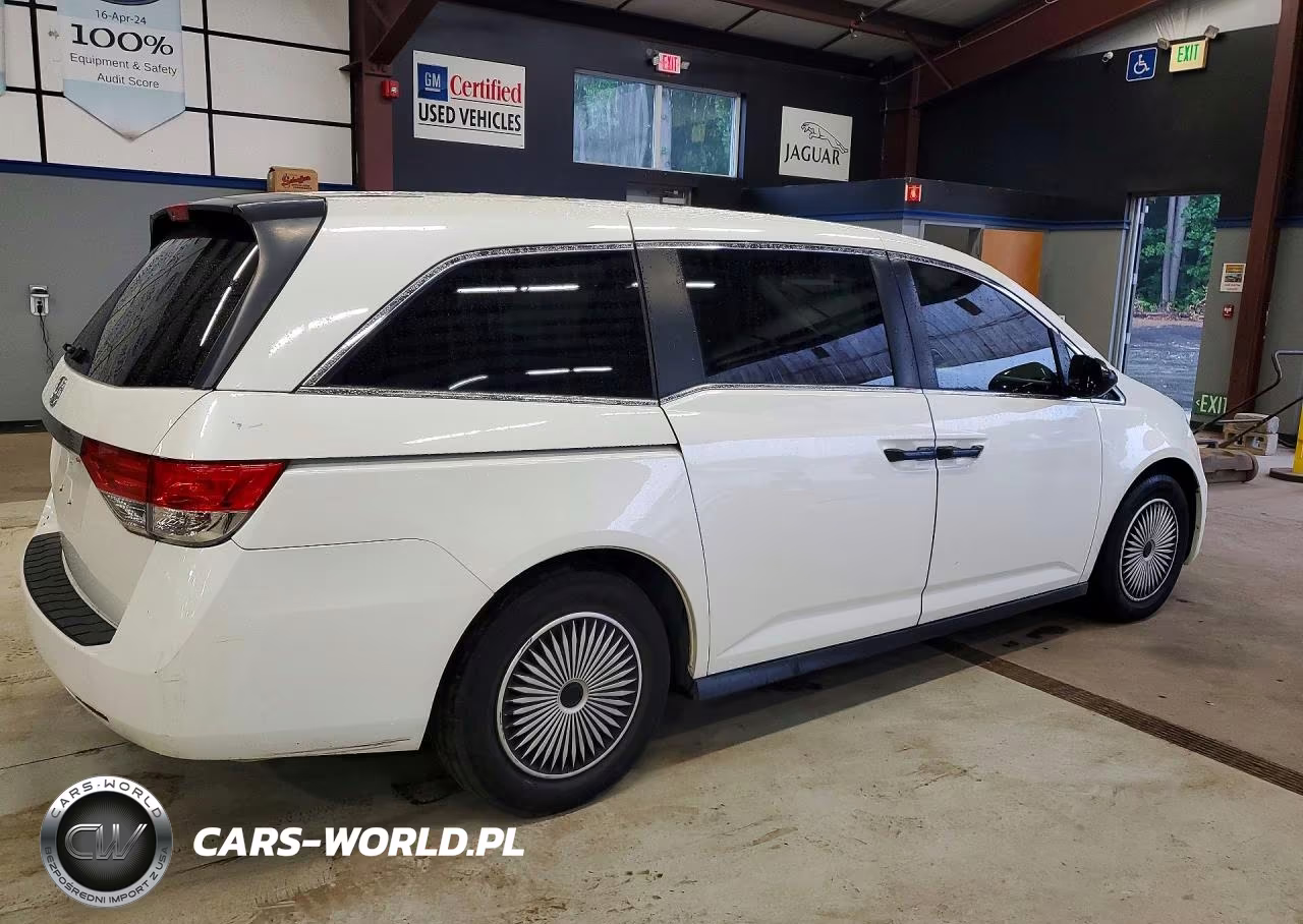 2015 Honda Odyssey Lx VIN:5FNRL5H24FB111078 - 3