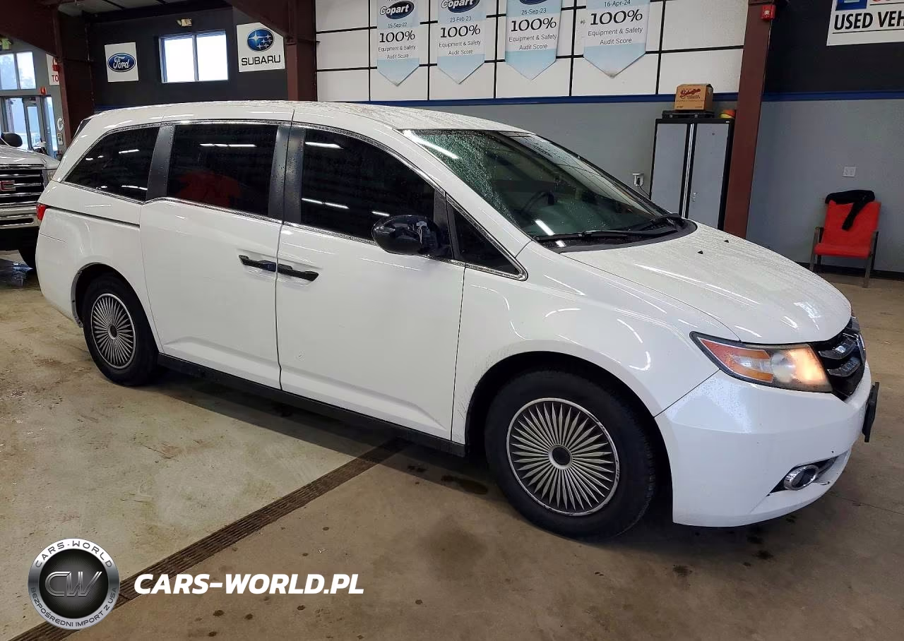 2015 Honda Odyssey Lx VIN:5FNRL5H24FB111078 - 4
