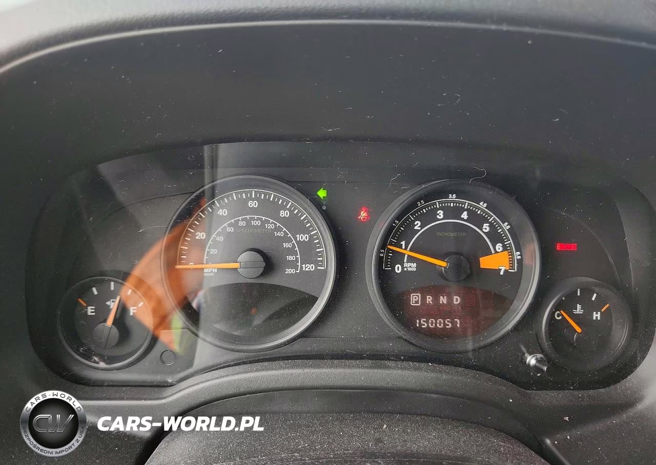2015 Jeep Patriot Latitude VIN:1C4NJPFA5FD157021 - 9