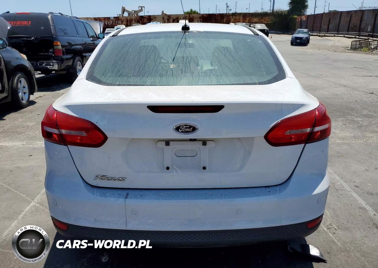 FORD FOCUS SE VIN:1FADP3F2XGL399201 - 6
