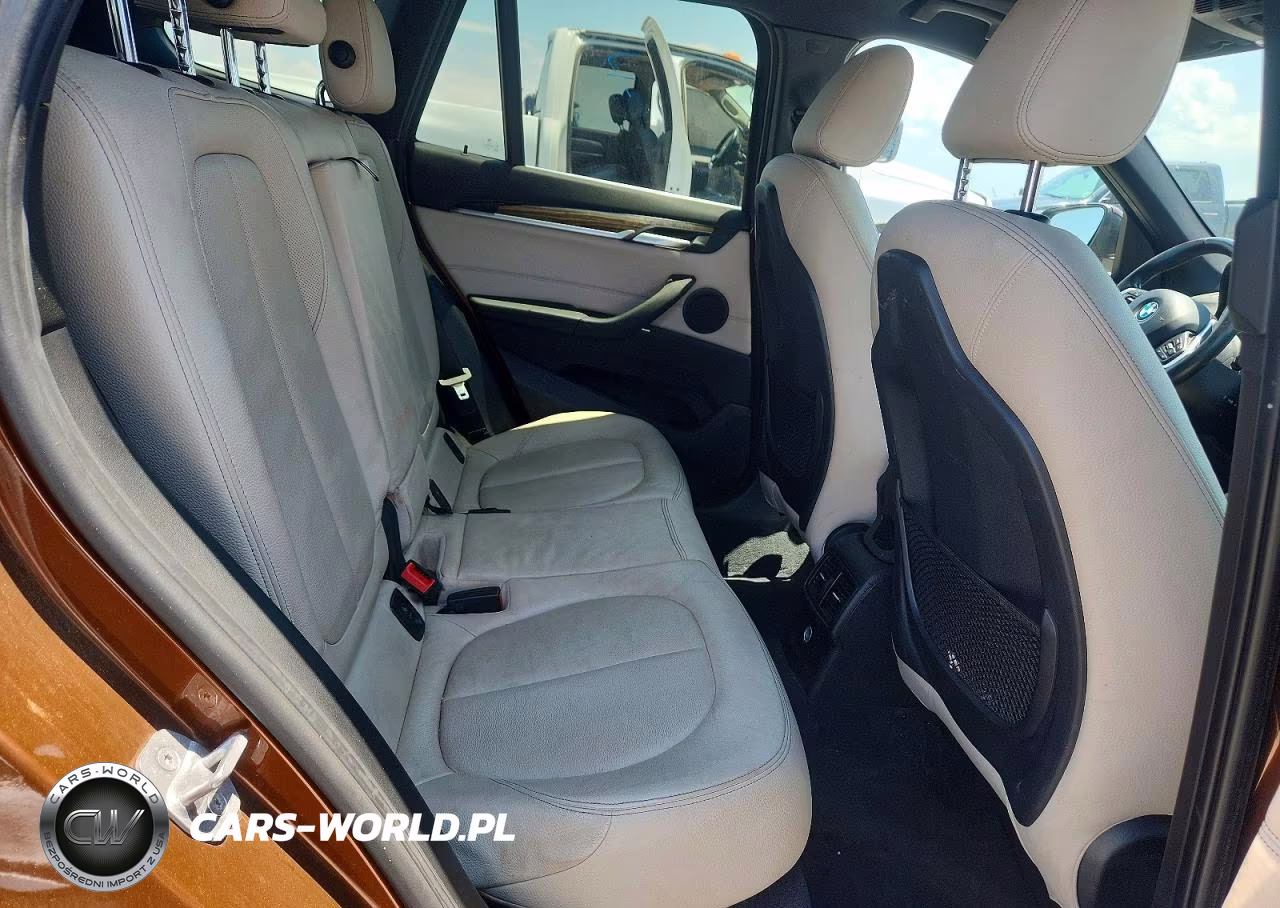 2017 BMW X1 xDrive28I VIN:WBXHT3C33H5F76932 - 10
