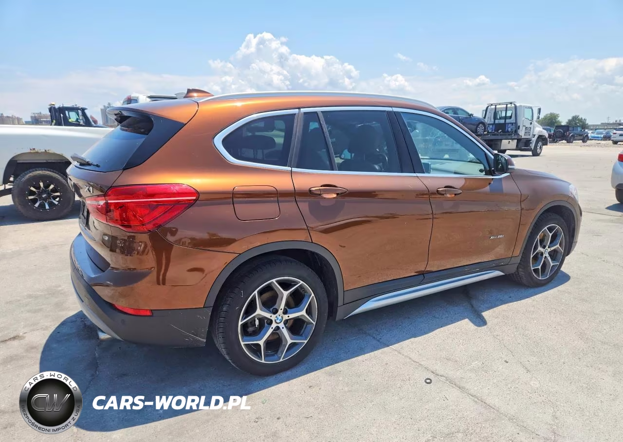 2017 BMW X1 xDrive28I VIN:WBXHT3C33H5F76932 - 3