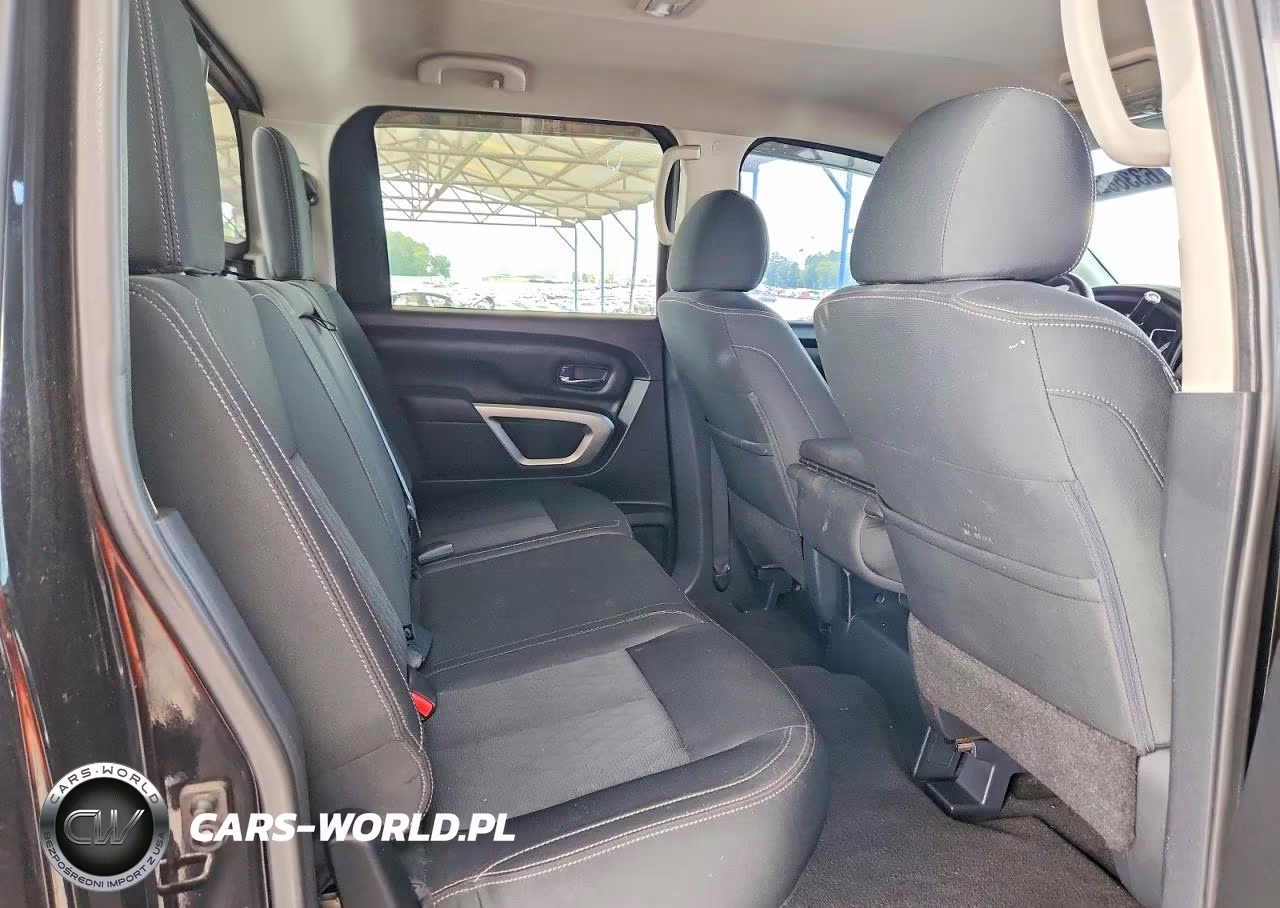 2017 Nissan Titan Xd Sv VIN:1N6BA1F36HN568391 - 10