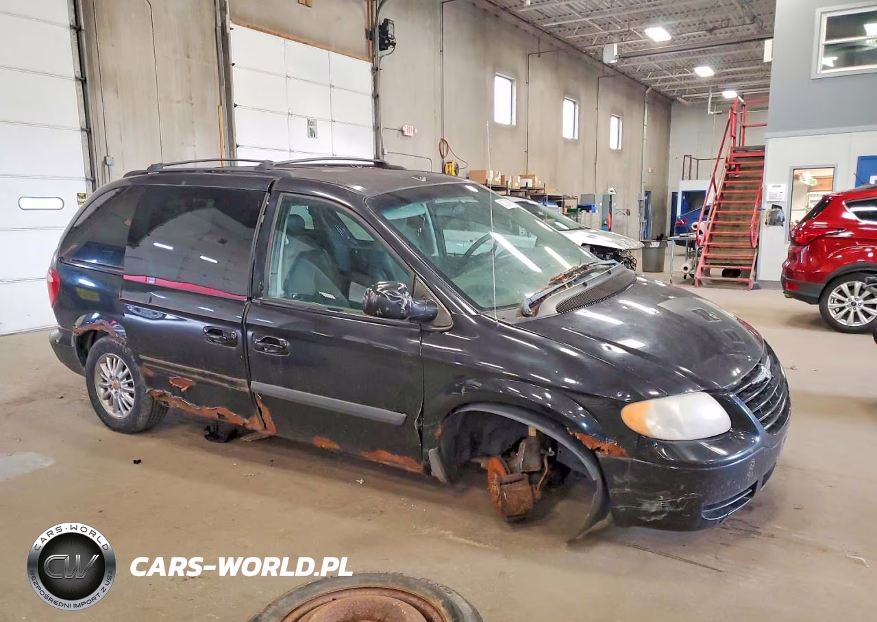 2006 Chrysler Town And Country Base VIN:1A4GP45R96B603884 - 4